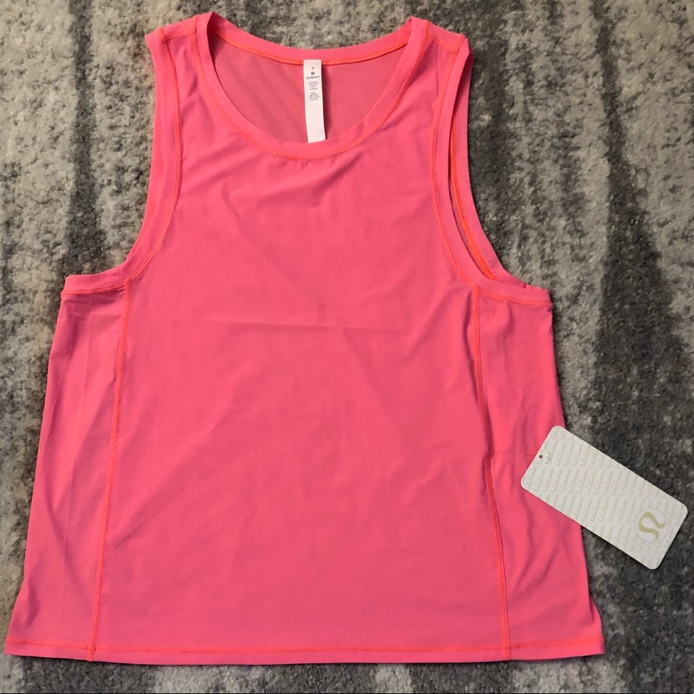 NWT Lululemon Shoreline Tank